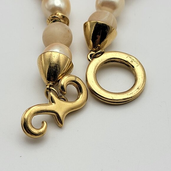 Givenchy Gold Tone Cream Faux Pearl Beaded Necklace 31" Toggle Clasp - Picture 7 of 9